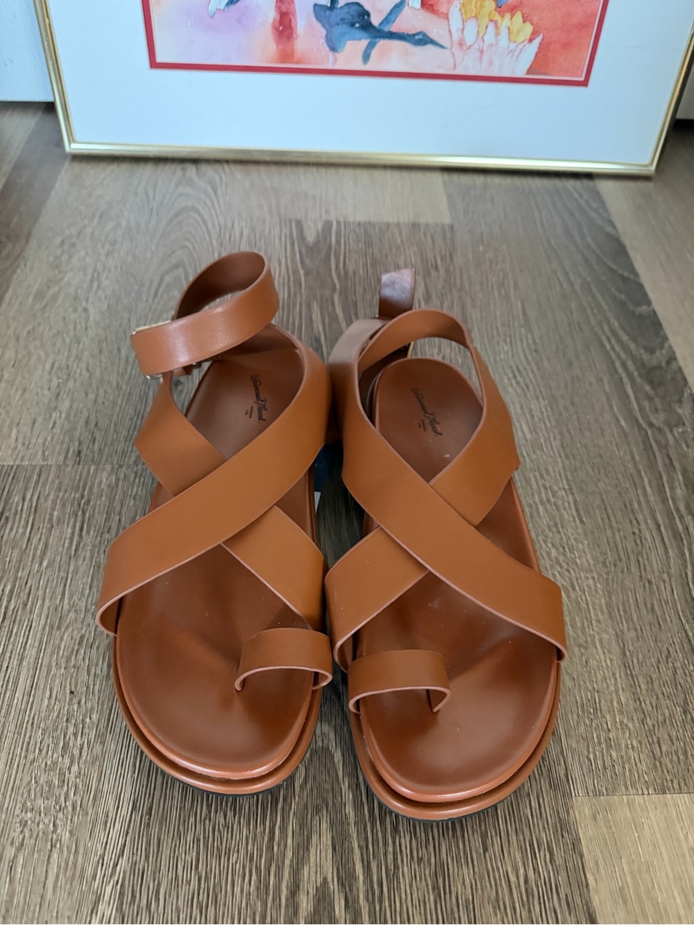 Universal Thread Tan Crisscross Strap Sandals cognac brown